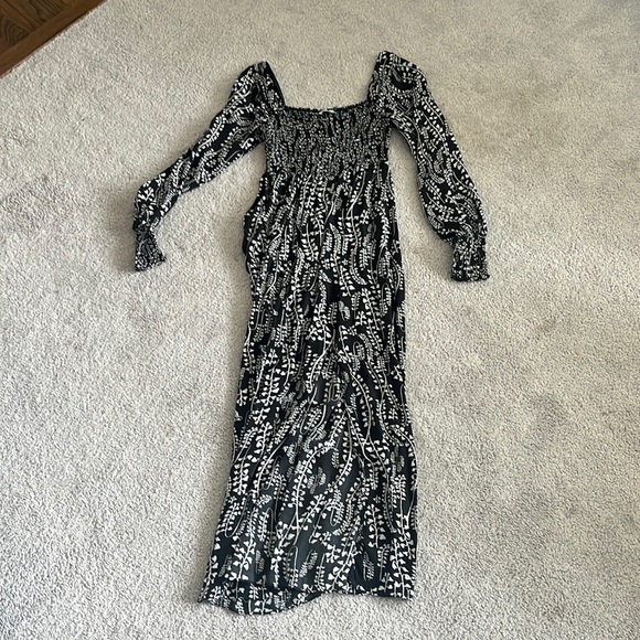 RIXO Marie Dress - Tree Roots Black & Cream - Picture 8 of 12